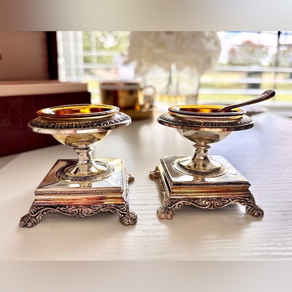 Neiman Marcus Vintage Godinger Silver and Gold Accent Salt Cellar Set - Picture 5 of 12